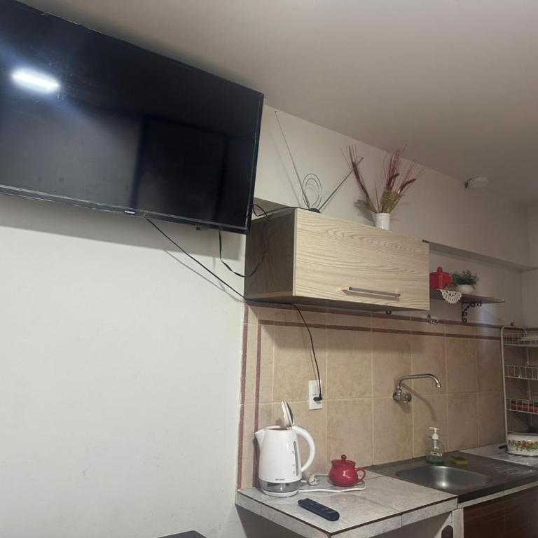 La Posada de Mary - Three-Bedroom Apartment - 3