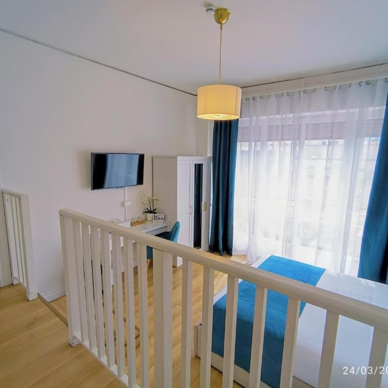 B&B Be Home - Deluxe Double Room with Balcony - 9