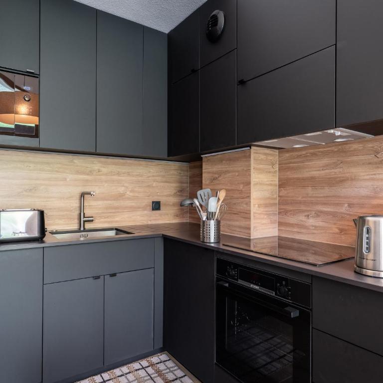 Duplex rénové au centre avec parking et wifi - FR-1-755-26 - Appartement - 15