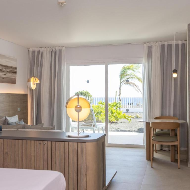 Radisson Blu Resort, Lanzarote Adults Only - Suite Junior con vistas frontales al océano - 5