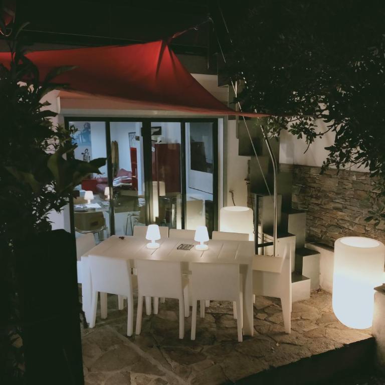 A 80 m de la superbe plage de la fossette, maison façon loft - Appartement 2 Chambres - 2