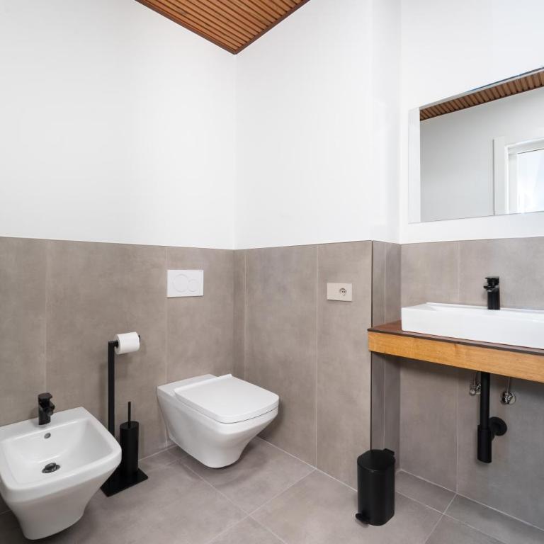 Center Rooms Verona - Double Room with Private Bathroom - 2