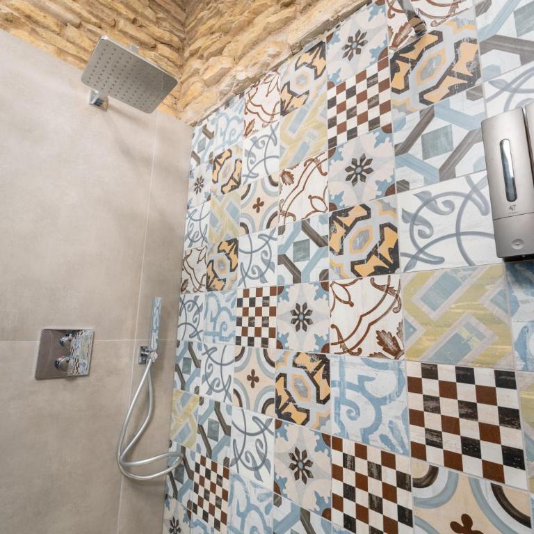 Center Rooms Verona - Double Room with Private Bathroom - 11