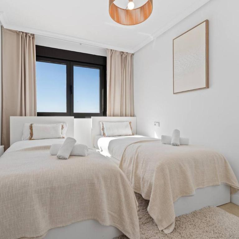Sunset Golf Apartment - Pool and Beach Nearby - Apartamento - 12