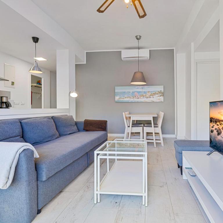 Modern apartment in Los Boliches near beach - Apartamento - 4