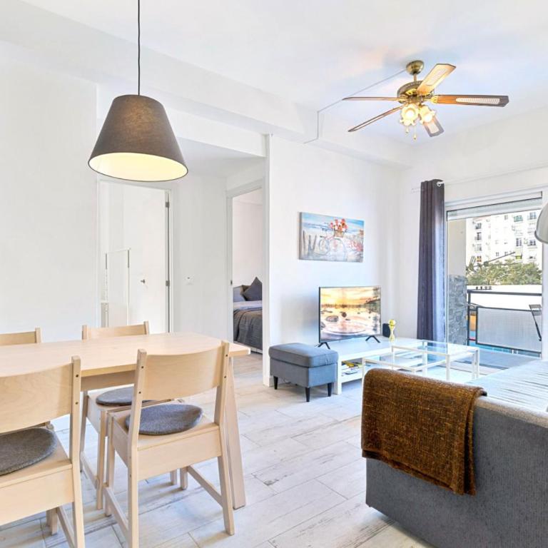 Modern apartment in Los Boliches near beach - Apartamento - 1