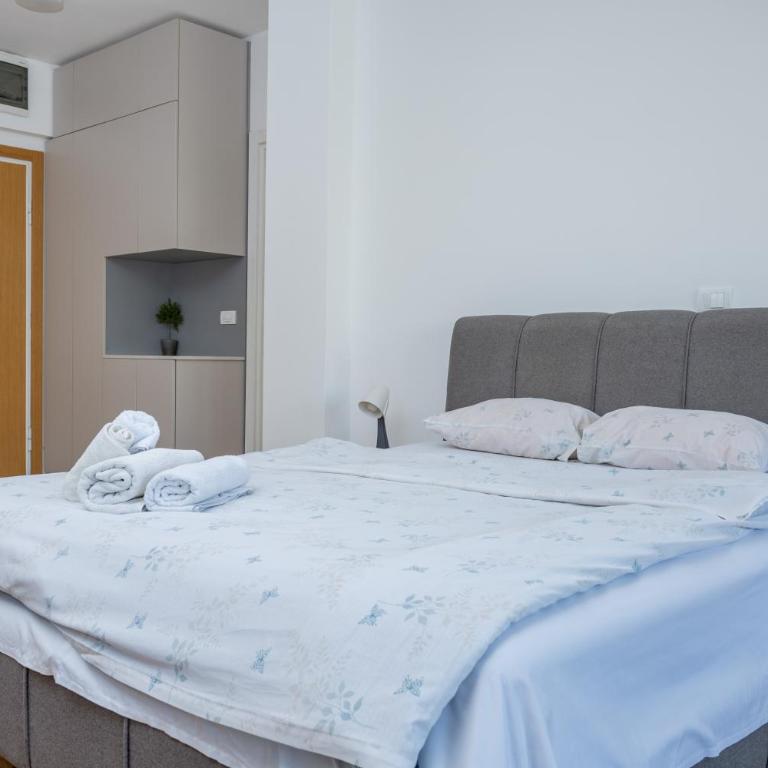 Don Vito - One-Bedroom Apartment - 6