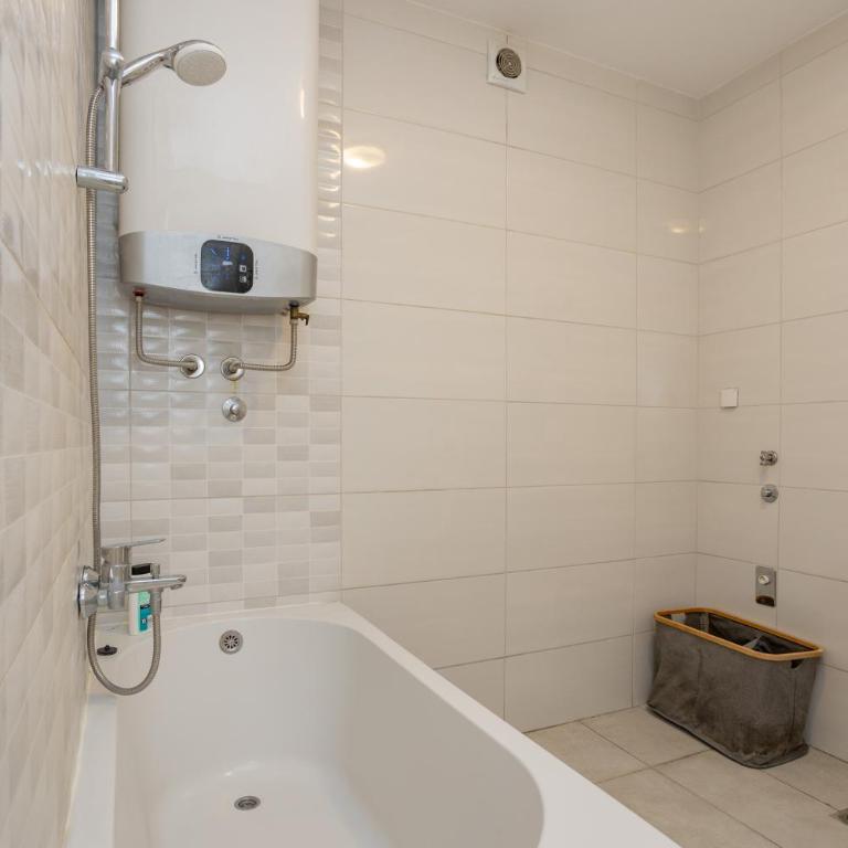 Don Vito - One-Bedroom Apartment - 20