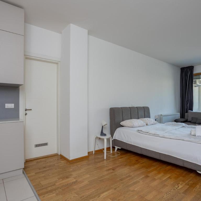 Don Vito - One-Bedroom Apartment - 30