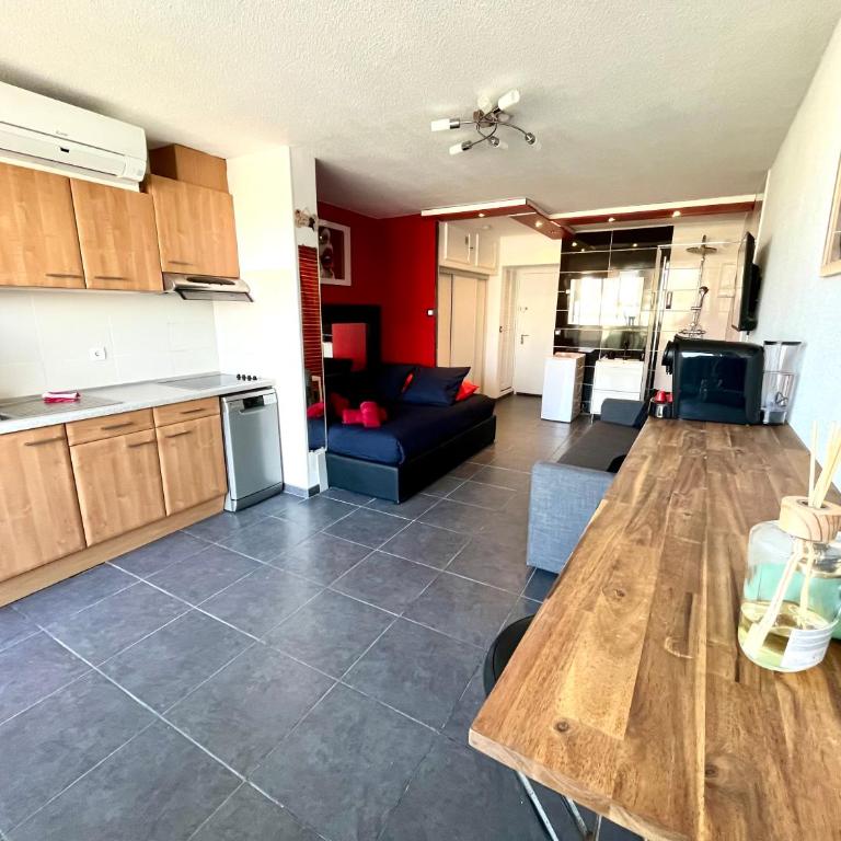 Héliopolis C41 - Studio, place de parking privée, terrasse vue mer - 2 à 4 personnes au pied de la plage - Appartamento con 1 Camera da Letto - 8