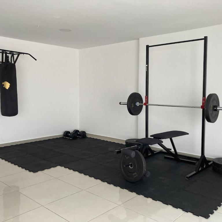 Apartment near La Carolina Park and Riocentro Security&Parking - Two-Bedroom Apartment - 5