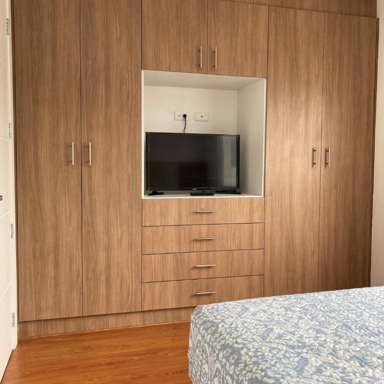 Apartment near La Carolina Park and Riocentro Security&Parking - Two-Bedroom Apartment - 8