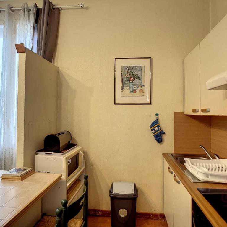 Bel F2 lumineux avec terrasse privée, à 5 min des Thermes et cœur de ville, animaux acceptés - FR-1-451-37 - Appartamento con 1 Camera da Letto - 7