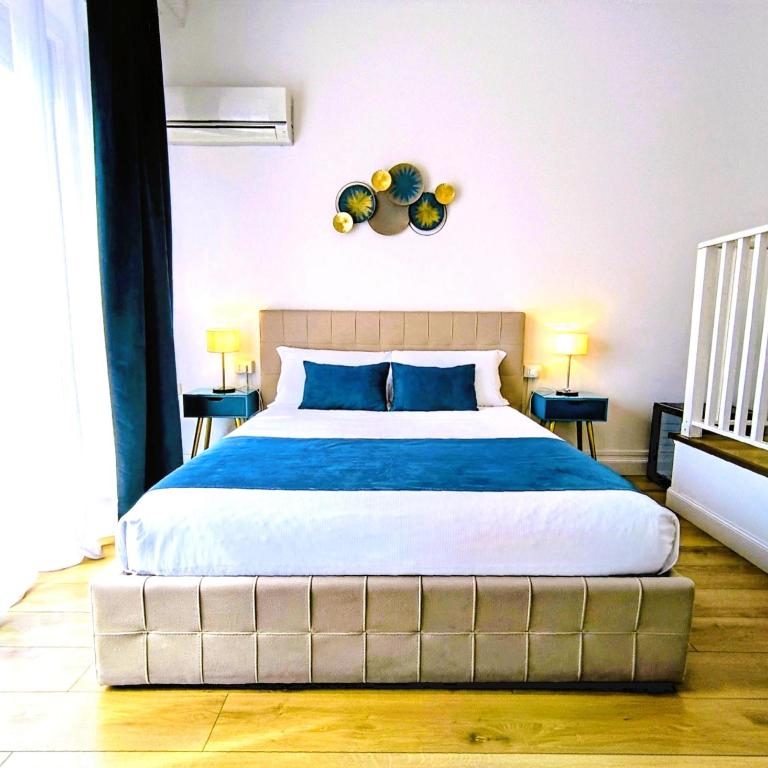 B&B Be Home - Deluxe Double Room with Balcony - 12