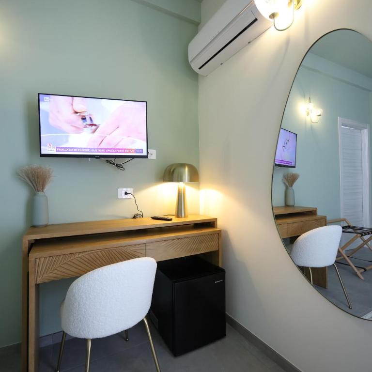 Mediterraneo Rooms Bed and Breakfast - Camera Deluxe - 8