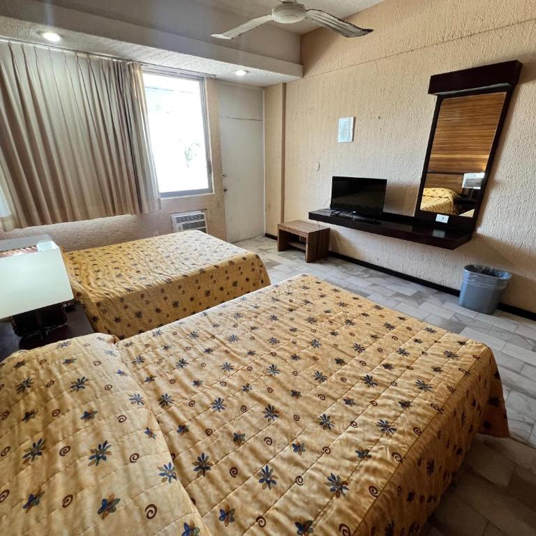 Hotel De Cima Beach Club - Standard Twin Room with Sea View - 6