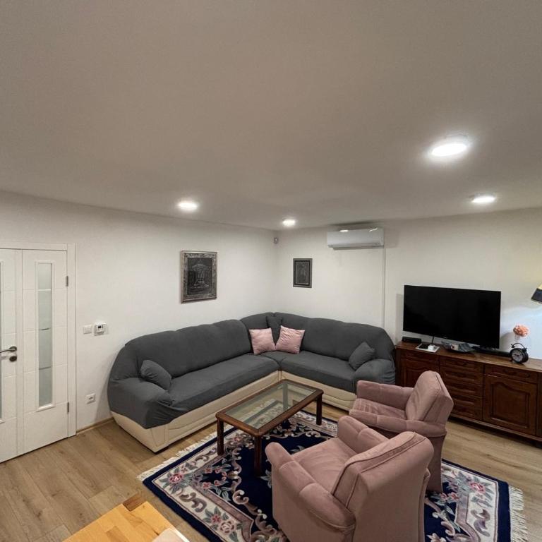 Center Point Sarajevo - Two-Bedroom Apartment - 2