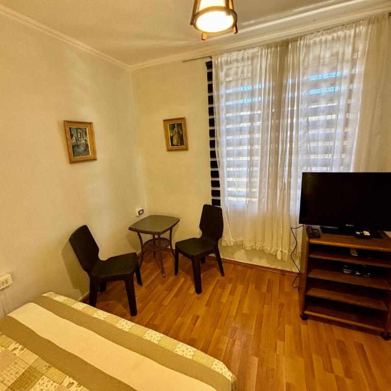 Alojamiento La Rosa - Habitación Doble con baño privado - 4