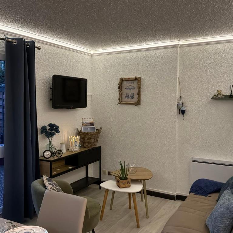 Le Cocon De Cabourg avec terrasse, piscine et tennis - One-Bedroom Apartment with Terrace - 6