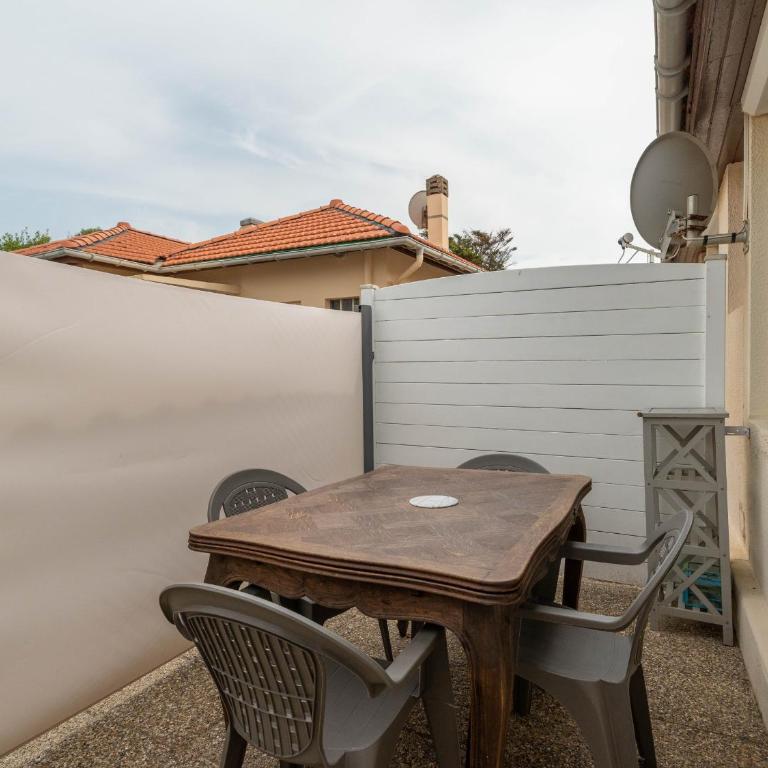 Appartement pour 3 à Mimizan Plage, à 50m de l'océan avec terrasse et parking, ménage inclus - FR-1-50-123 - Appartement - 9