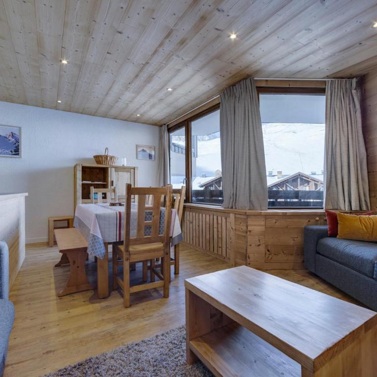 Appartement rénové 2 pièces, proche pistes, balcon - FR-1-502-575 - Apartment - 1