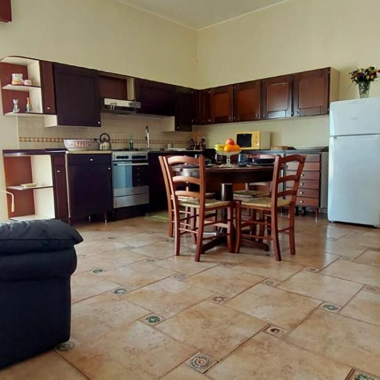 A Casa di Mamma - Appartamento con 2 Camere da Letto - 2
