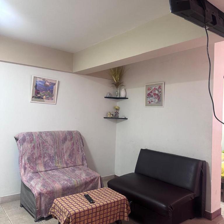 La Posada de Mary - Two-Bedroom Studio Apartment - 3