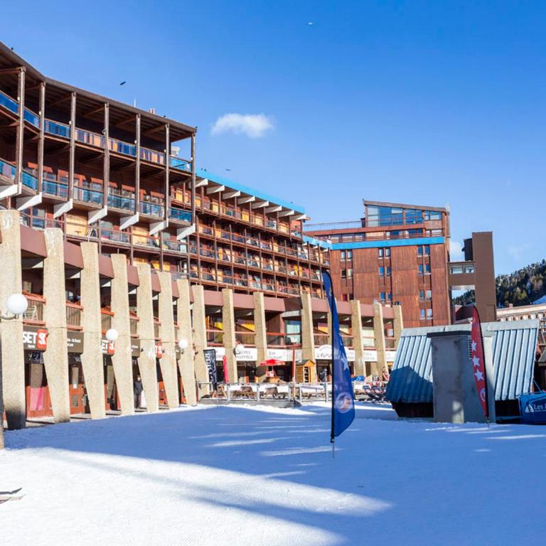 Studio rénové ski aux pieds avec balcon - Studio - 13