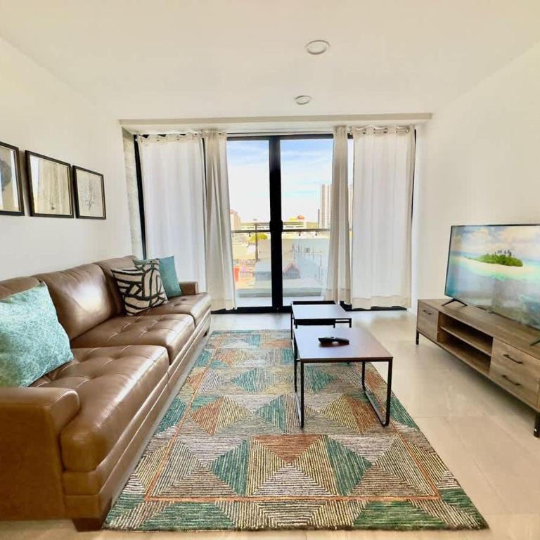 Downtown Tijuana 1 BR Ave Revolucion Suite 1st floor - One-Bedroom Apartment - 7