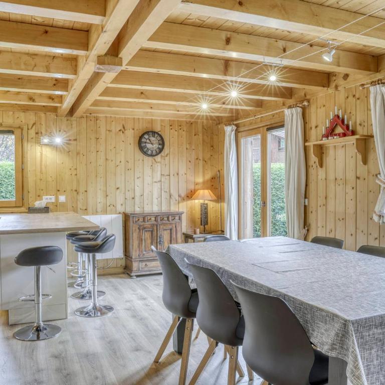 Chalet 4 Chambres à Megève, 10 Pers, Calme, Wifi, Proche Centre - FR-1-453-1 - Chalet (10 Adulti) - 13