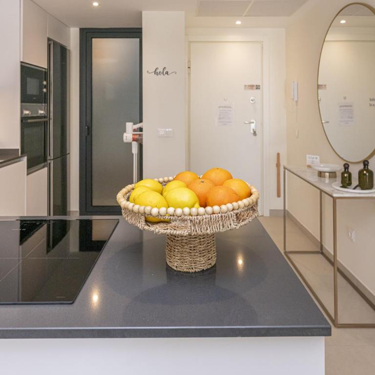 Modern Golf Oasis Mijas Pool, Terrace & Parking - Apartamento - 84