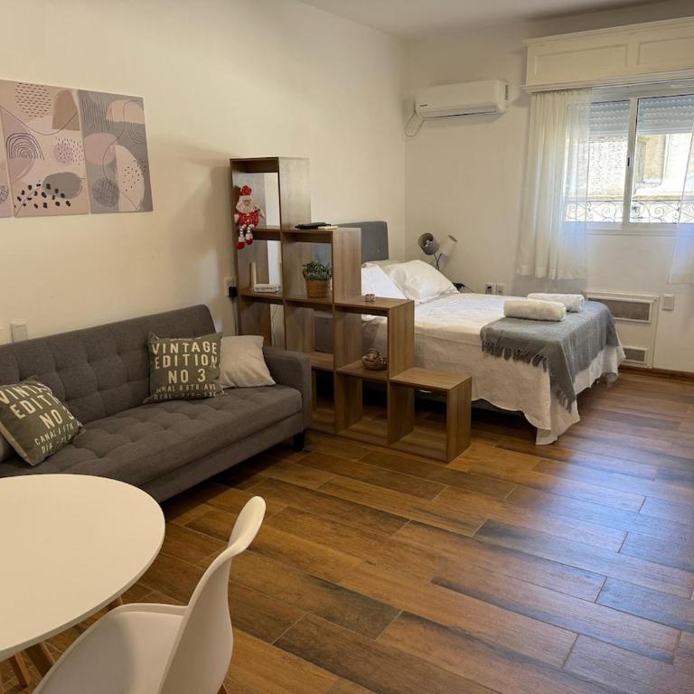 Monoambiente moderno en pleno centro - Apartamento Superior - 1