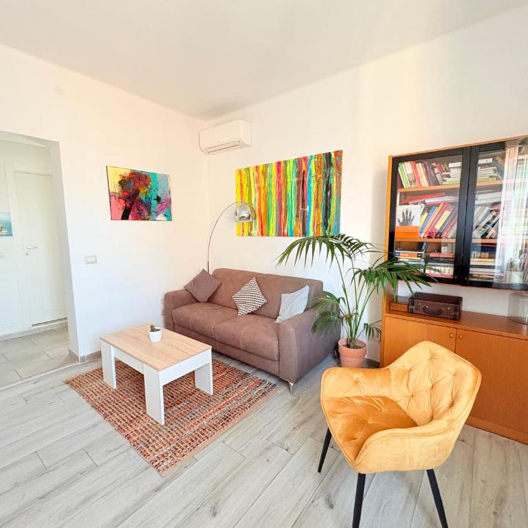 Botanical - One-Bedroom Apartment with Balcony - 3