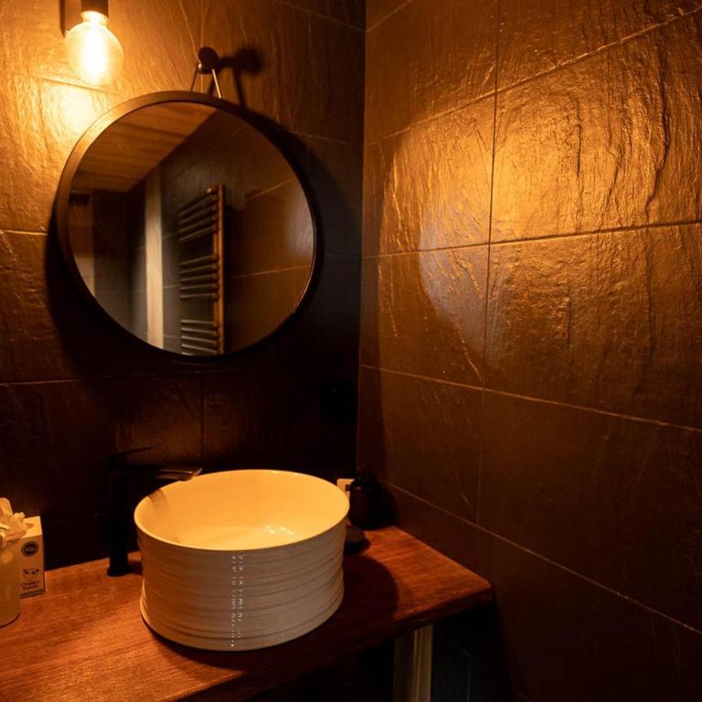 Perle Noire chalet dexception avec jacuzzi et saun - Maison de Vacances - 18