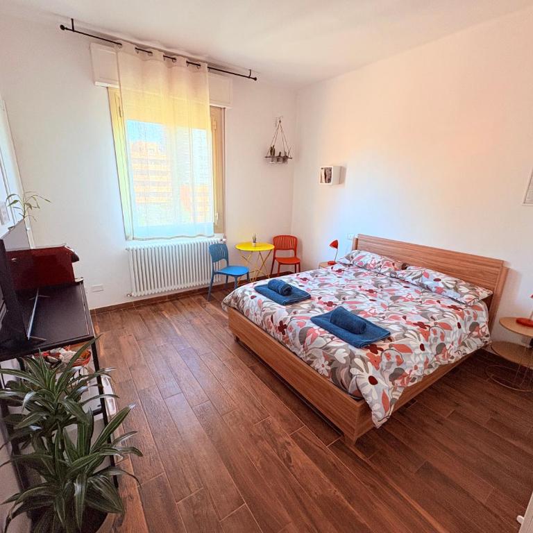 Botanical - Double Room with Private Bathroom - 4
