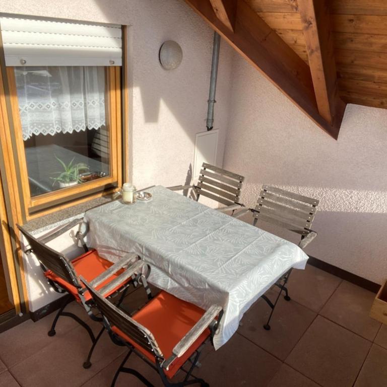 Gemütliche, ruhig gelegene Ferienwohnung - Appartement avec Balcon - 12
