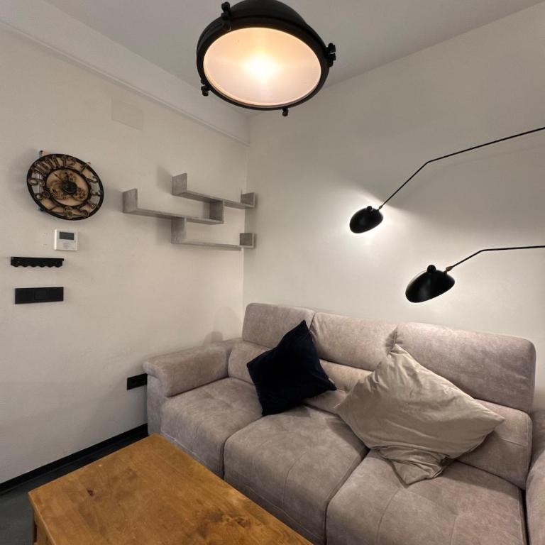 Elegant apartment in central Alicante - Two-Bedroom Apartment - 25