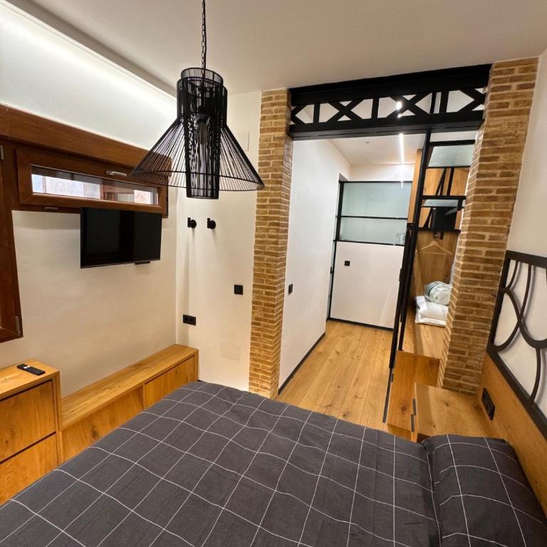 Elegant apartment in central Alicante - Two-Bedroom Apartment - 41