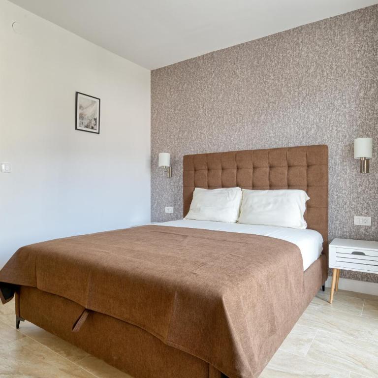 Gama residence - Double Room with Balcony - 22