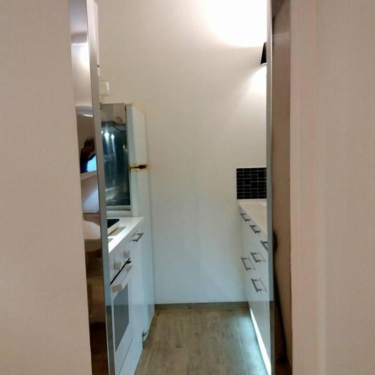 Flat via Irlanda 26 - Appartamento con 2 Camere da Letto - 2