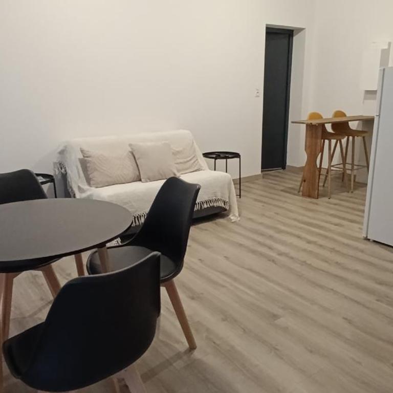 apt 5, 1er étage, un T2 avec terrasse, 4 couchages - Apartamento de 1 dormitorio - 9