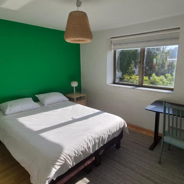 Tranquilo Dúplex para grupos - Three-Bedroom Apartment - 8