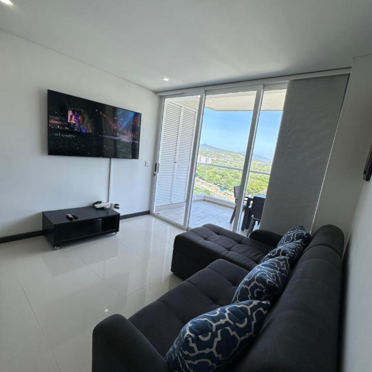 Lindos Apartamentos Vacacionales - Two-Bedroom Apartment with Mountain View - 3