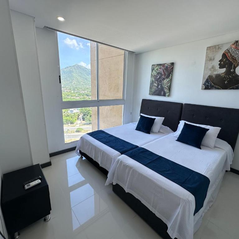 Lindos Apartamentos Vacacionales - Two-Bedroom Apartment with Mountain View - 7