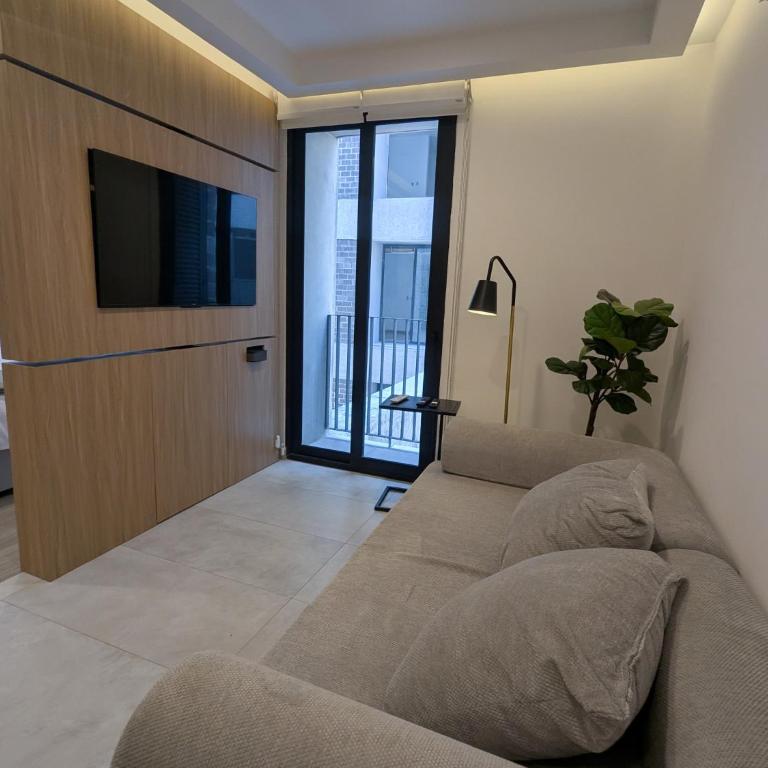 Central Apartment with Rooftop Pool near Chapultepec - One-Bedroom Apartment - 3