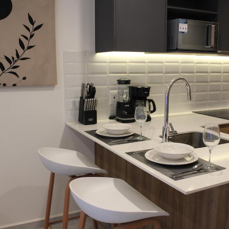 Central Apartment with Rooftop Pool near Chapultepec - One-Bedroom Apartment - 34