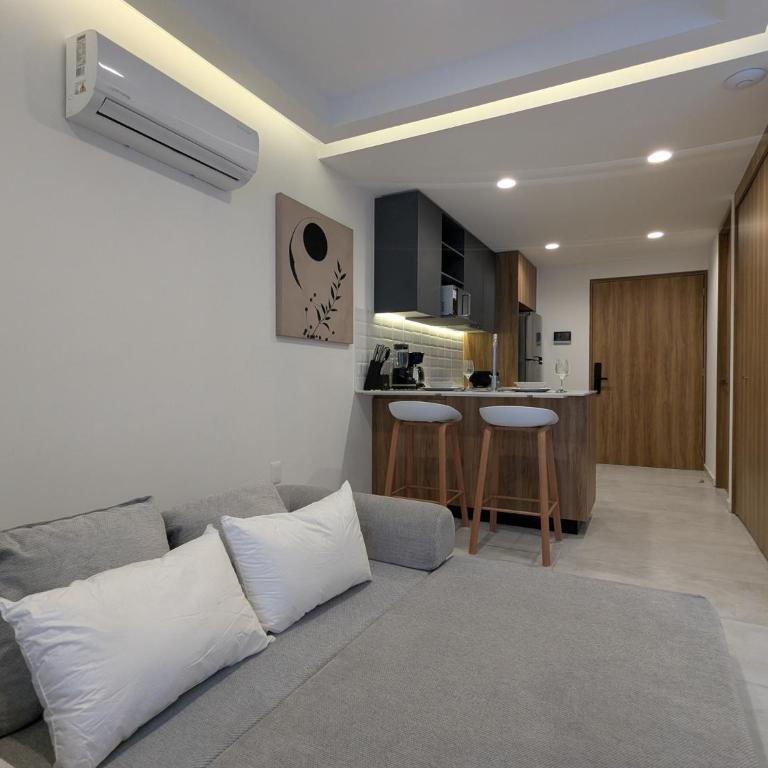 Central Apartment with Rooftop Pool near Chapultepec - One-Bedroom Apartment - 38