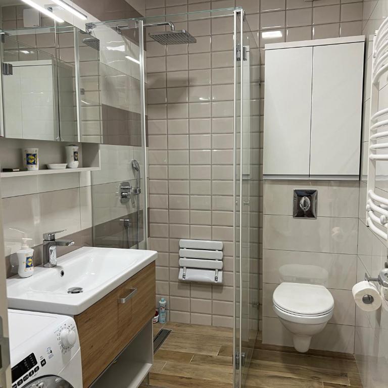 Cosy Home with Balcony, Netflix & Fast WiFi, Self Check-in - Apartman sa 1 Spavaćom Sobom - 5