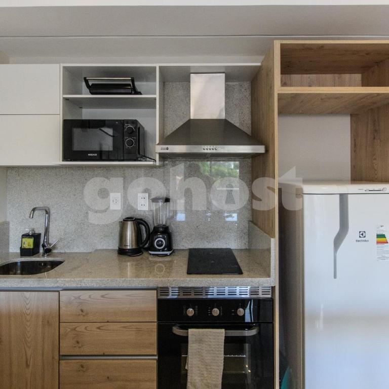 Brand new and cozy loft minutes from the Airport - Apartment - 8