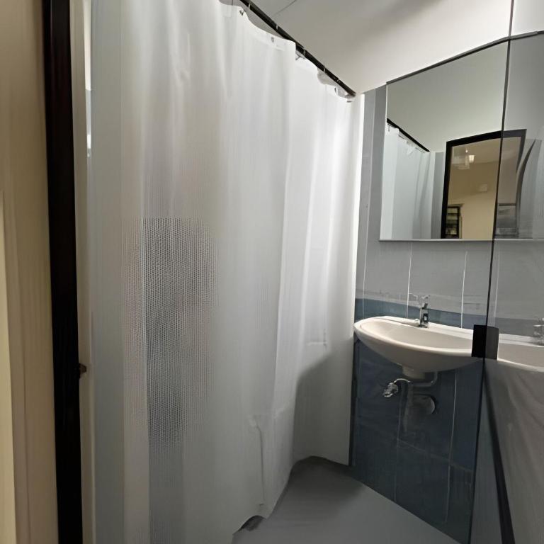Operadora Stay - Edificio Puerto Living - Habitación Doble con baño privado - 60